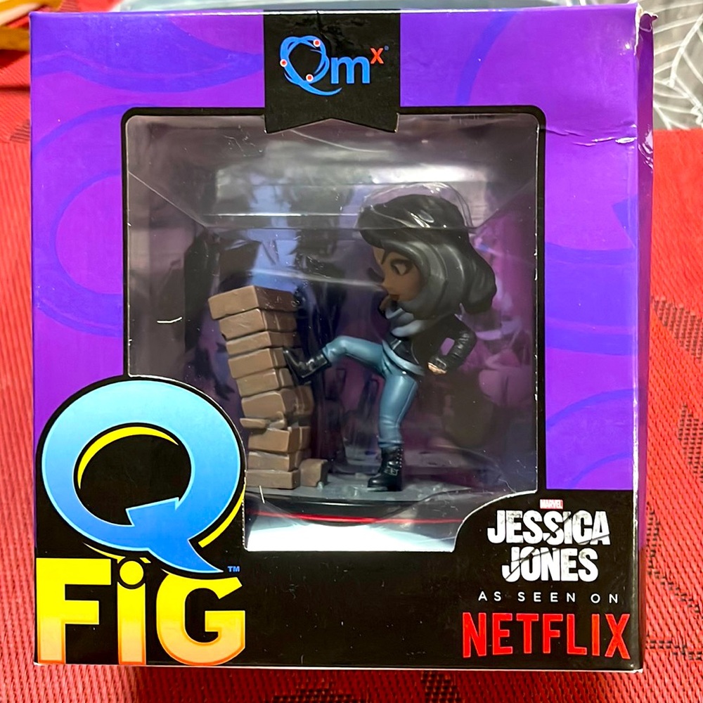 Jessica Jones Q Fig